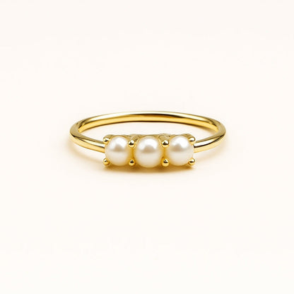 Triple Pearl Trail Gold Ring